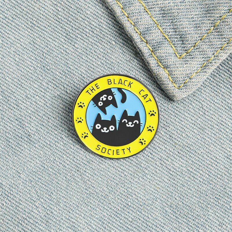 Black Cat Society Pin - molonado